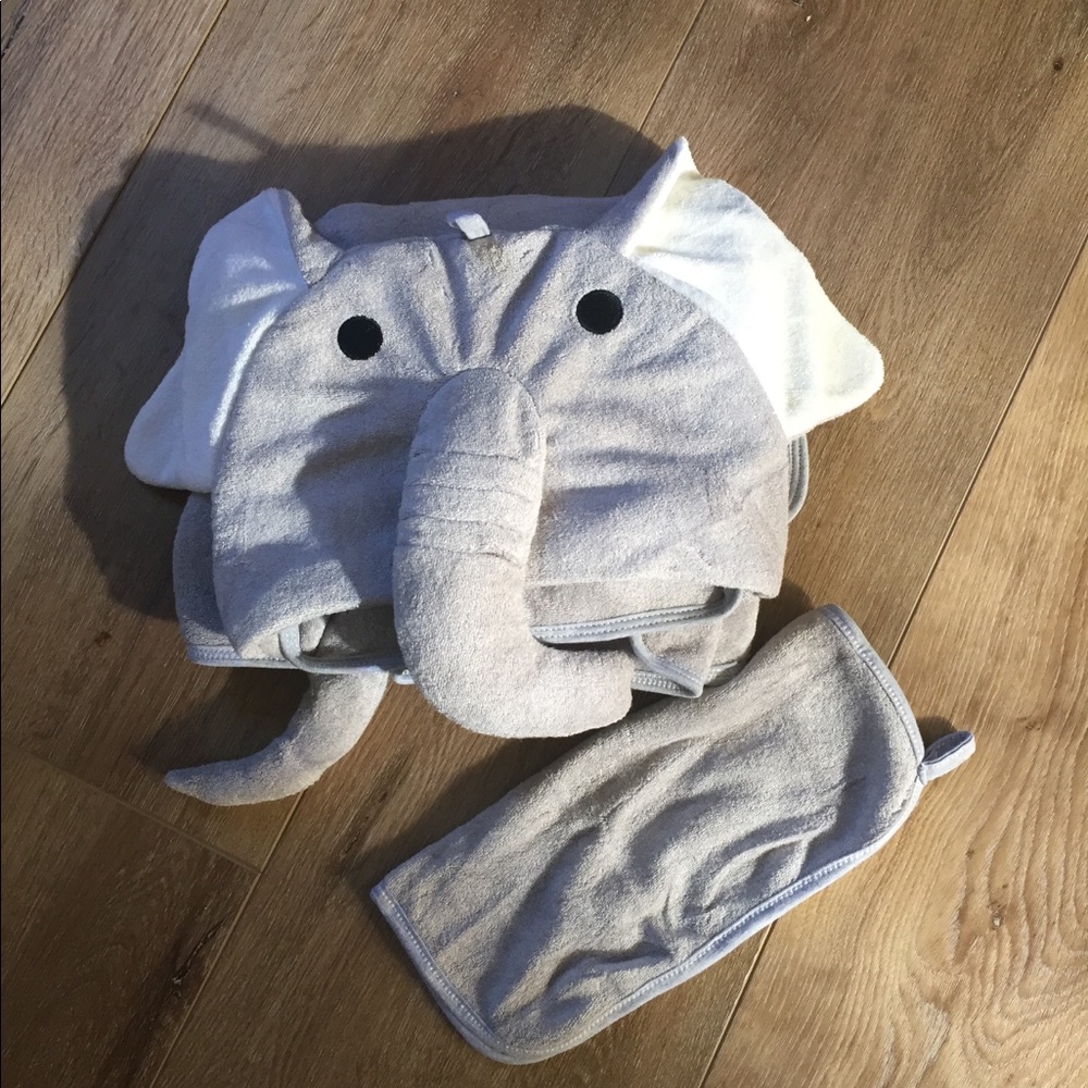 ✅SOLD✅Baby Bamboo towel✅